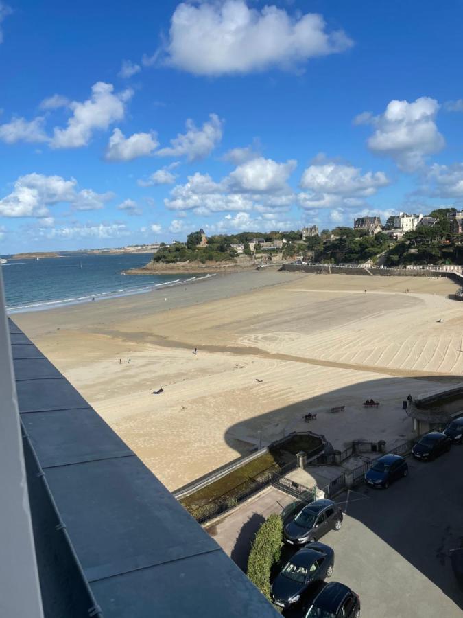 Le Royal XIX Vue Mer Dinard Exteriör bild